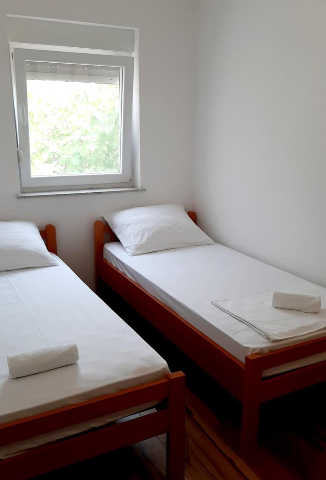 Apartments Maretic Mandre Ruang foto