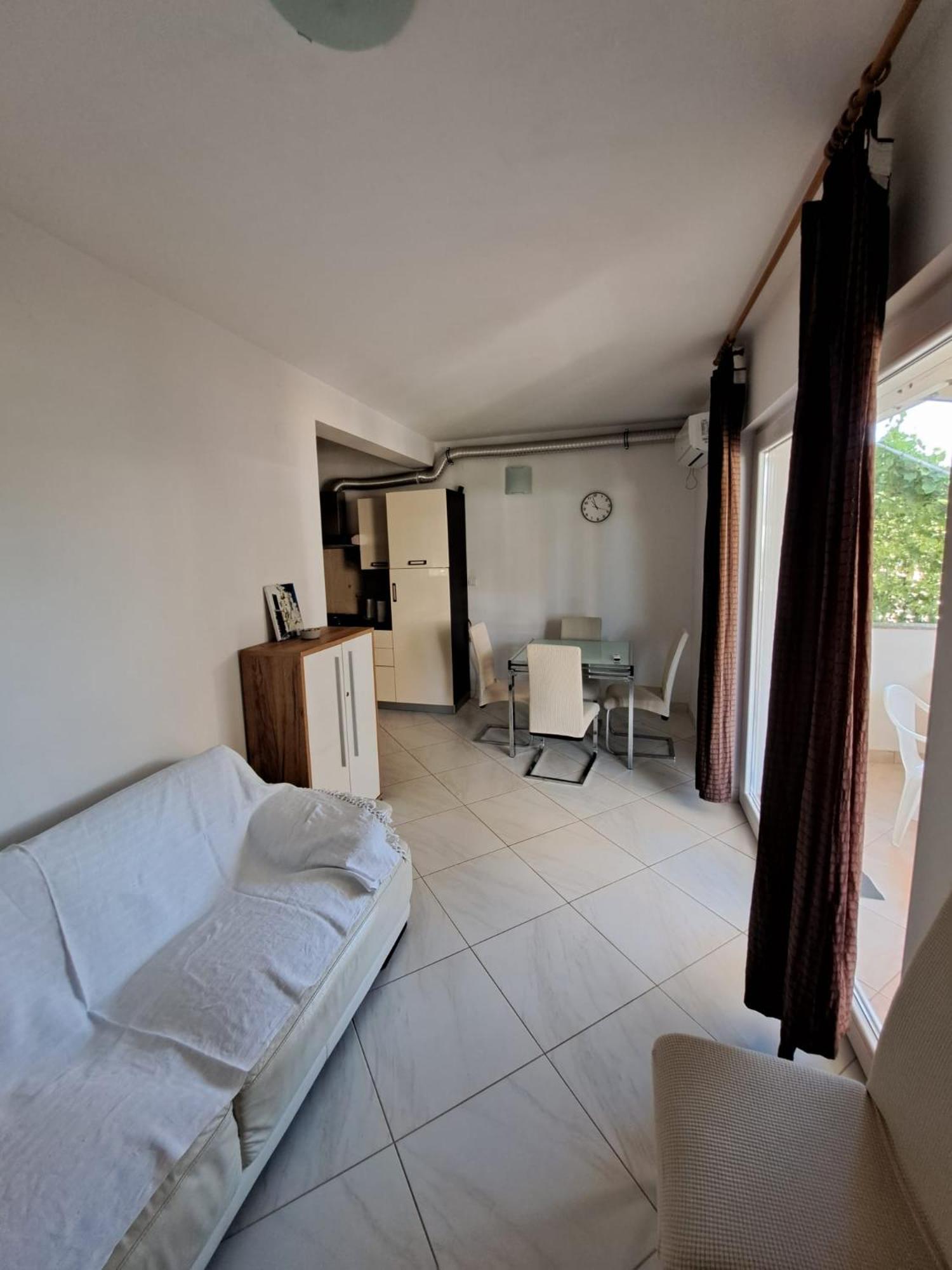 Apartments Maretic Mandre Bagian luar foto